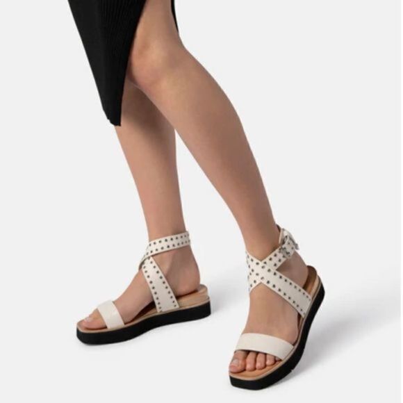 Free People Dolce Vita Panko Stud Sandals Strappy White Leather US 9 NWOB - Picture 1 of 11